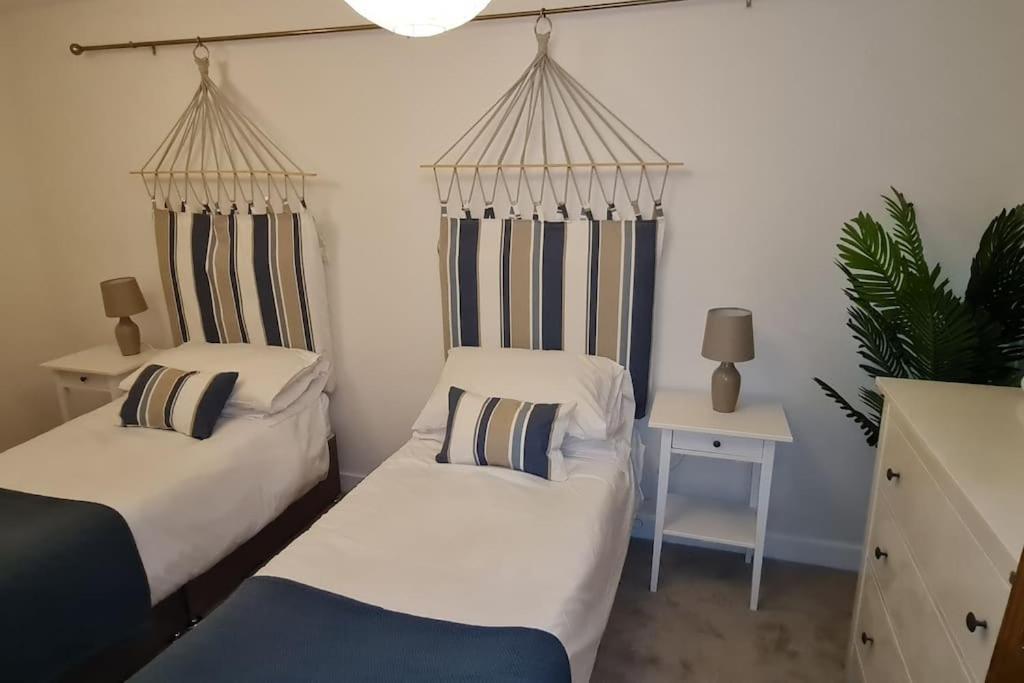 Beach View, 4 Bedroom House Opposite The Sea! Sleeps 10 Sandgate Zewnętrze zdjęcie
