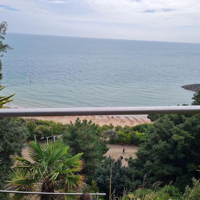 Beach View, 4 Bedroom House Opposite The Sea! Sleeps 10 Sandgate Zewnętrze zdjęcie