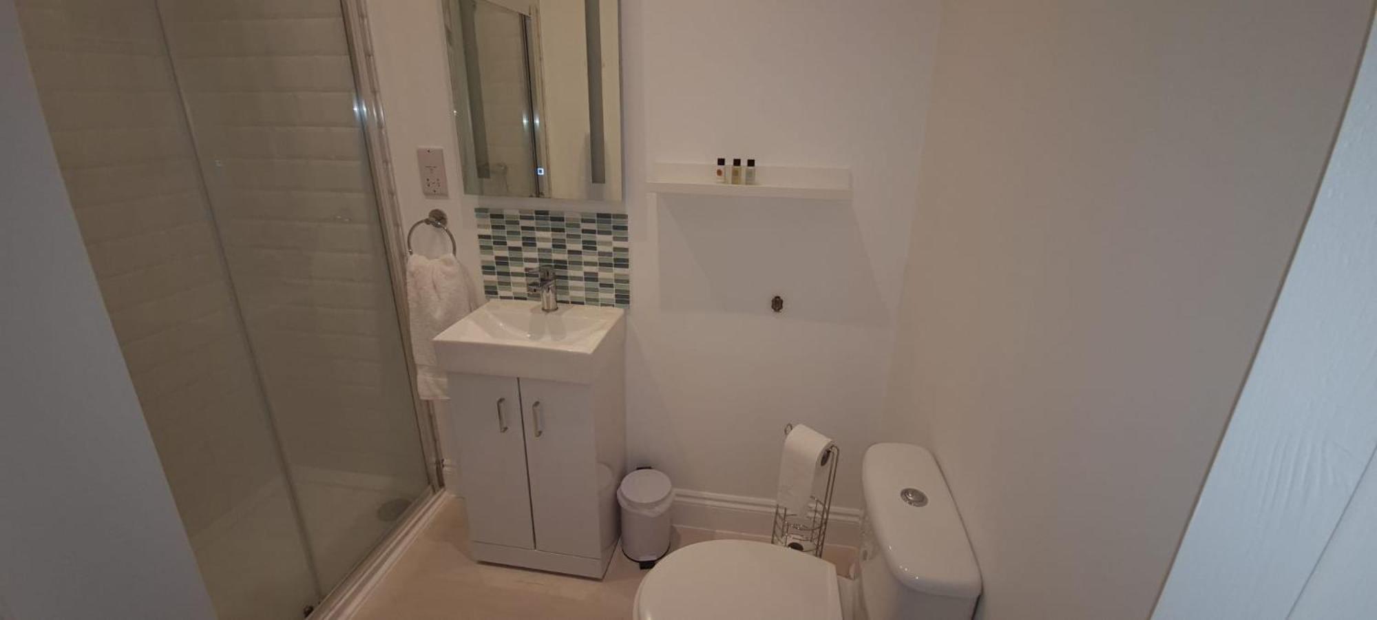 Beach View, 4 Bedroom House Opposite The Sea! Sleeps 10 Sandgate Zewnętrze zdjęcie