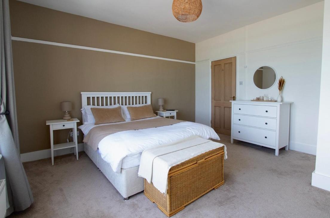 Beach View, 4 Bedroom House Opposite The Sea! Sleeps 10 Sandgate Zewnętrze zdjęcie