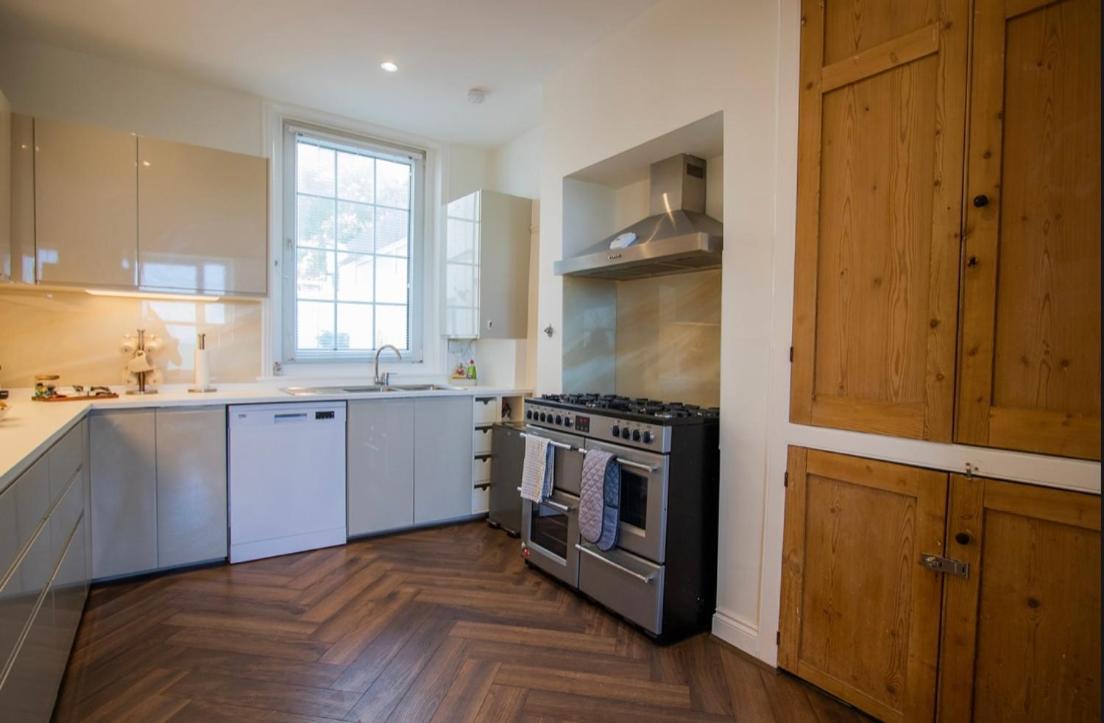 Beach View, 4 Bedroom House Opposite The Sea! Sleeps 10 Sandgate Zewnętrze zdjęcie